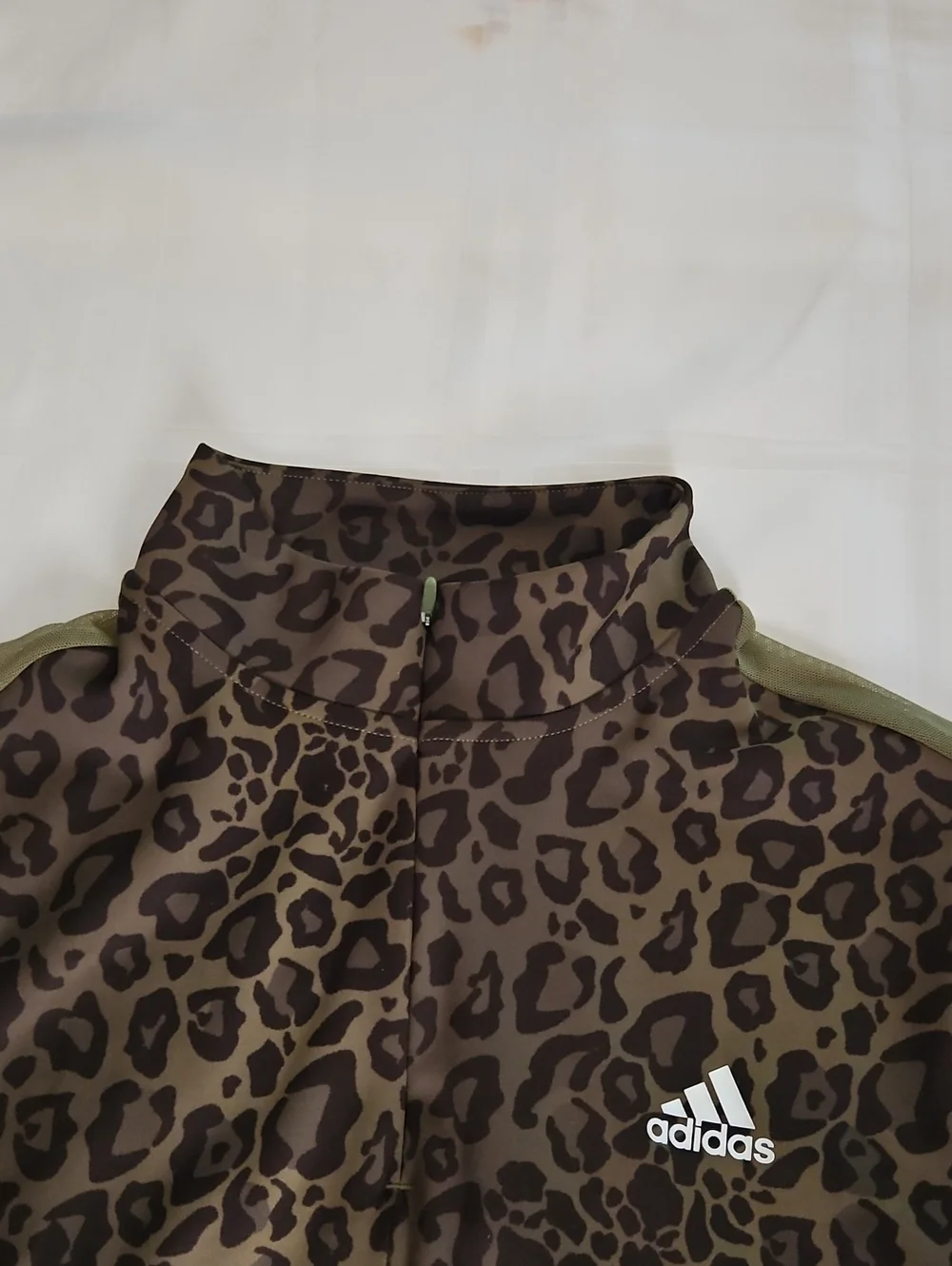 Adidas Leopard Print Activewear Set, Size Medium, Olive - Picture 8 of 9